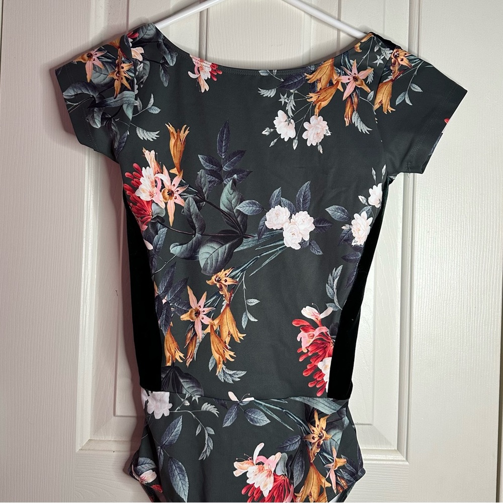 Elevé Dance Leotard